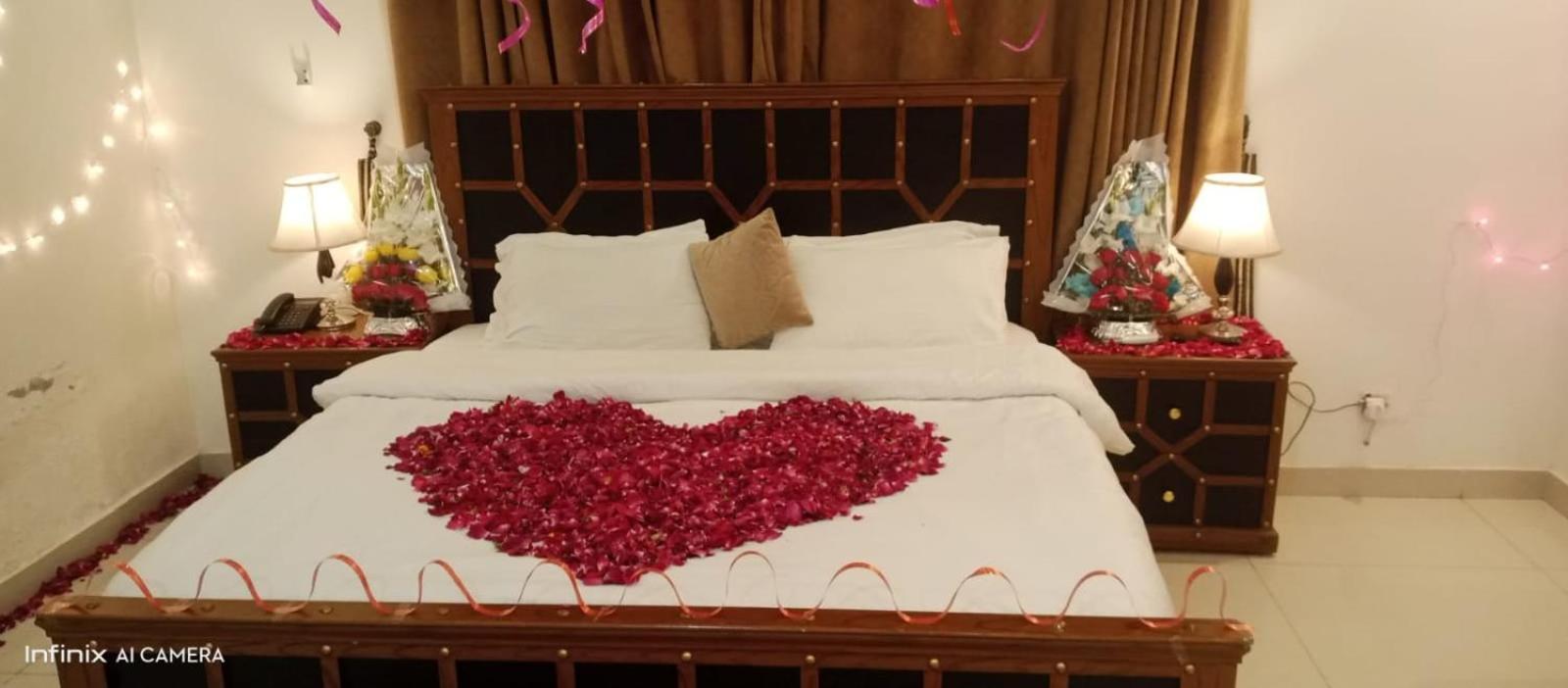 Canadian Inn Islamabad Exteriör bild